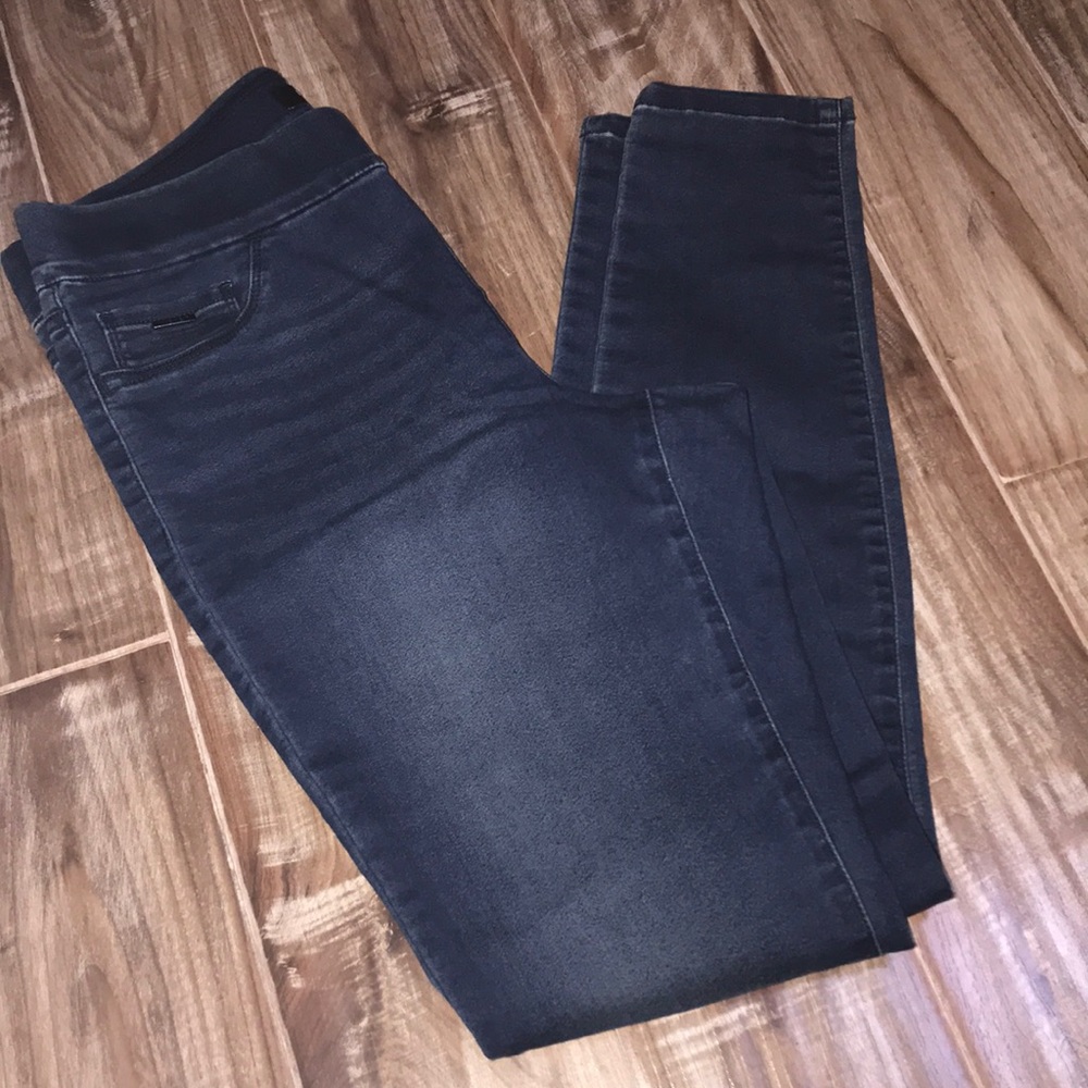 Nine West pull on Stretch Jeans 🔥 $10 sale